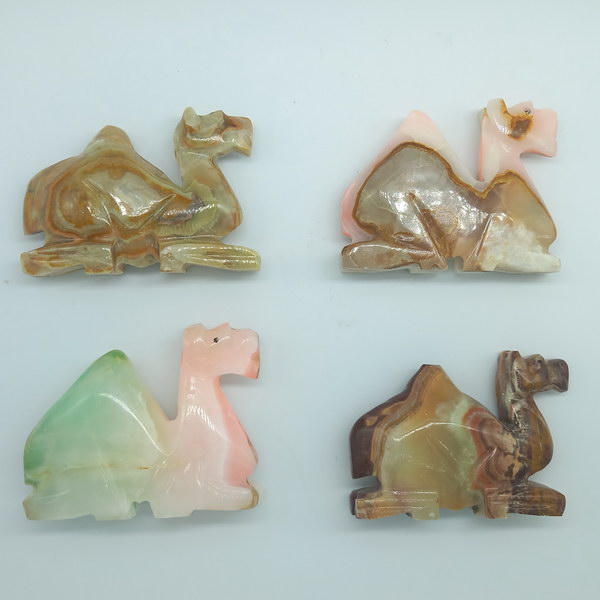 ONYX Camel Figurines