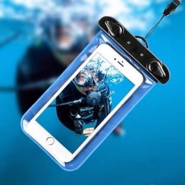 Waterproof pouch
