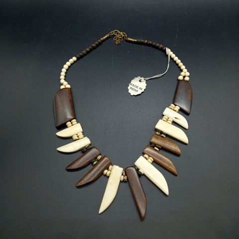 Necklace - Ivory??