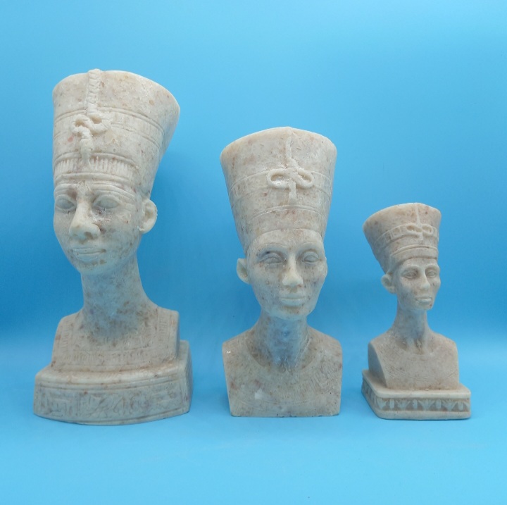 Queen Nefertiti - Sandstone