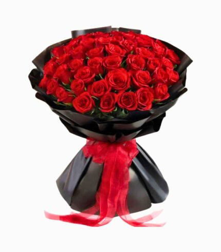 Elegant Red Rose Flower Bouquet – 31 Roses Wrapped in Black Paper