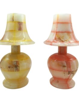 Lit Onyx Lamp with Candle – Soft Glow Lighting Effect