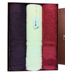 Sigma 3-piece bath towel set made from 100% Egyptian cotton in vibrant colors.