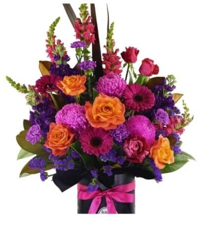 Fresh flower bouquet delivery in the Red Sea area from Bazaar Express
